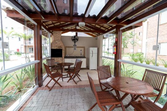 Churrasqueira 2
 de apartamento para alugar com 2 quartos, 54m² em Jardim Flor da Montanha, Guarulhos