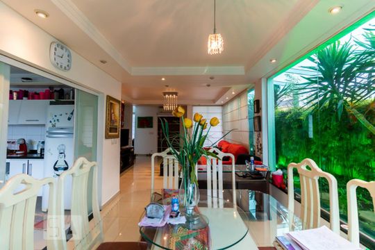 Sala de Jantar de casa à venda com 3 quartos, 600m² em Jardim Guapira, São Paulo