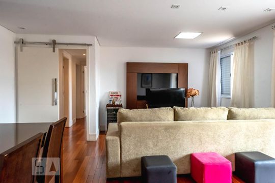 Sala de apartamento à venda com 3 quartos, 120m² em Mooca, São Paulo