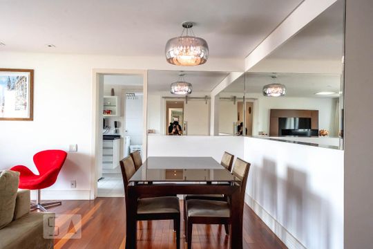 Sala de apartamento à venda com 3 quartos, 120m² em Mooca, São Paulo