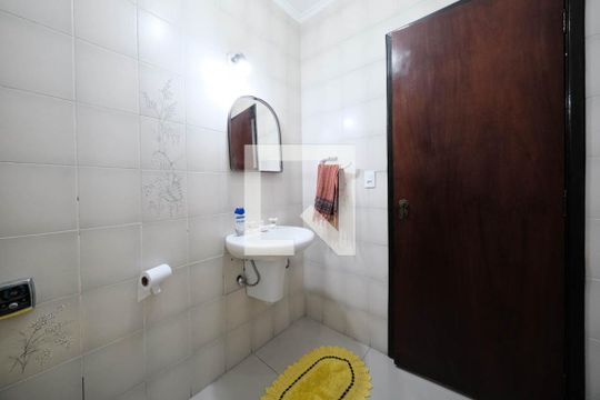Lavabo de casa à venda com 3 quartos, 200m² em Vila Euthalia, São Paulo