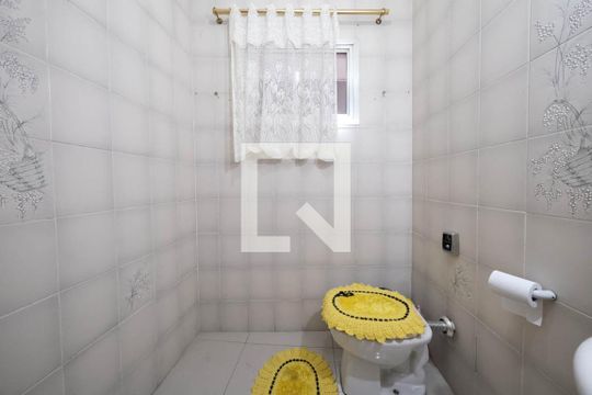 Lavabo de casa à venda com 3 quartos, 200m² em Vila Euthalia, São Paulo