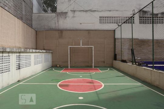Quadra Esportiva de apartamento para alugar com 2 quartos, 60m² em Vila Osasco, Osasco