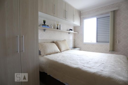 Quarto 1  de apartamento para alugar com 2 quartos, 60m² em Vila Osasco, Osasco