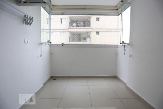 Sacada de apartamento para alugar com 2 quartos, 60m² em Vila Osasco, Osasco