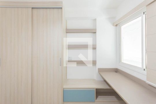 Quarto 1 de apartamento à venda com 2 quartos, 69m² em Tijuca, Rio de Janeiro