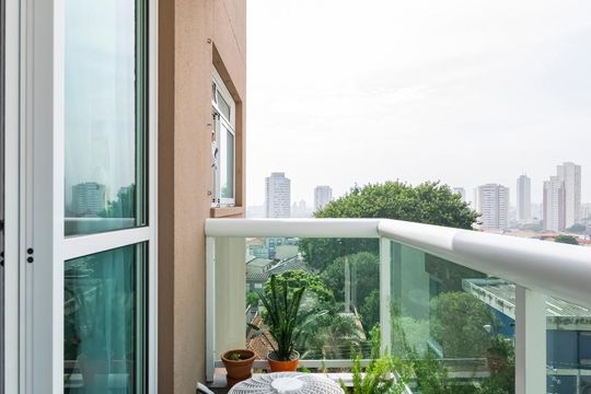 Varanda de apartamento para alugar com 2 quartos, 61m² em Vila Gumercindo, São Paulo