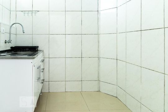 Cozinha de kitnet/studio à venda com 1 quarto, 28m² em Bela Vista, São Paulo