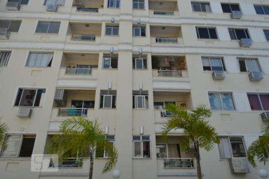 Fachada do bloco de apartamento para alugar com 3 quartos, 70m² em Barreto, Niterói