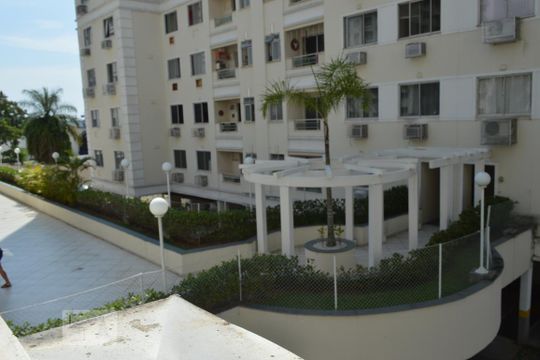 Vista do Quarto 1 de apartamento para alugar com 3 quartos, 70m² em Barreto, Niterói