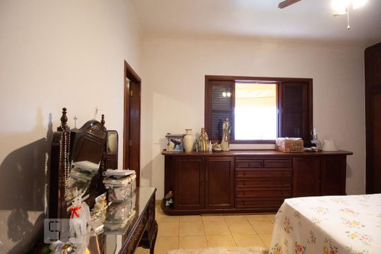 Quarto de casa à venda com 4 quartos, 387m² em Planalto Paulista, São Paulo