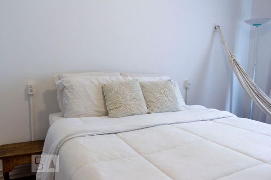 Quarto  de apartamento para alugar com 1 quarto, 45m² em Aclimação, São Paulo