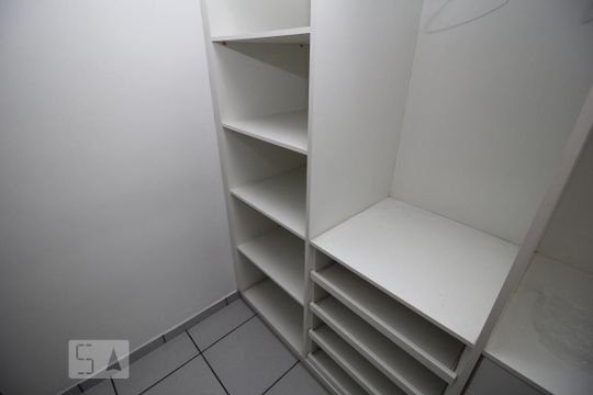 Closet de apartamento para alugar com 2 quartos, 94m² em Flamengo, Rio de Janeiro