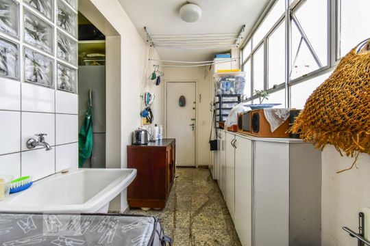Área de Serviço de apartamento para alugar com 3 quartos, 155m² em Jardim Paulista, São Paulo