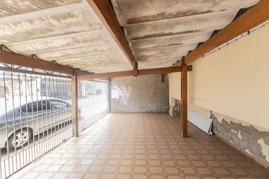Garagem de casa à venda com 3 quartos, 184m² em Vila Santo Estevão, São Paulo