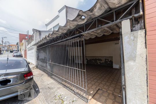 Fachada de casa à venda com 3 quartos, 184m² em Vila Santo Estevão, São Paulo