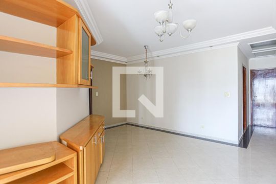 Sala de apartamento para alugar com 3 quartos, 101m² em Centro, Osasco