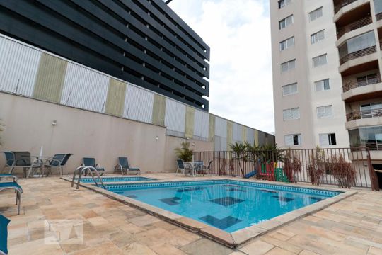 Piscina de apartamento para alugar com 3 quartos, 101m² em Centro, Osasco