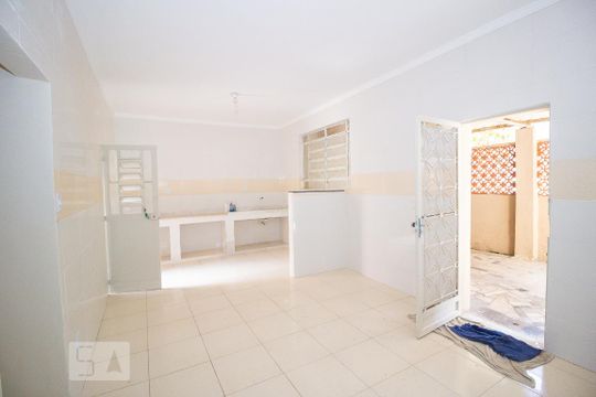 Cozinha de casa para alugar com 3 quartos, 440m² em Abolição, Rio de Janeiro