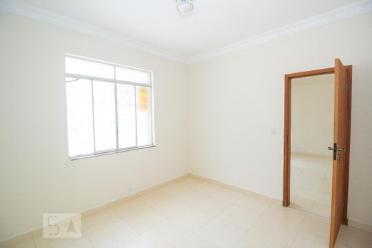 Quarto 1 de casa para alugar com 3 quartos, 440m² em Abolição, Rio de Janeiro
