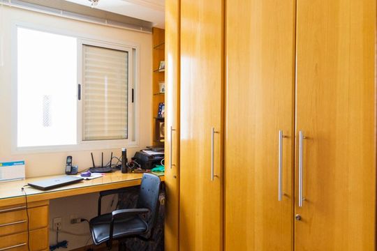 Escritório de apartamento para alugar com 4 quartos, 90m² em Vila da Saúde, São Paulo