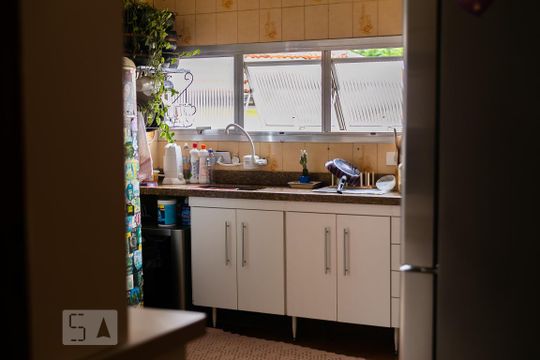 Cozinha de casa à venda com 3 quartos, 190m² em Bosque da Saúde, São Paulo