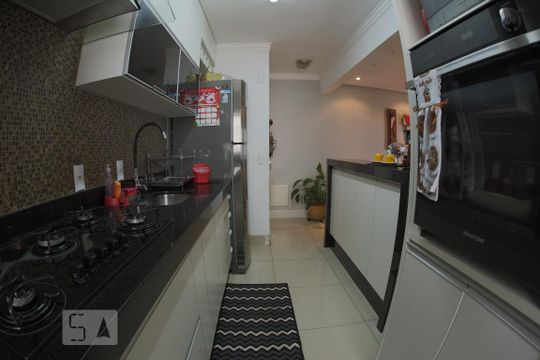 Cozinha de apartamento à venda com 2 quartos, 72m² em Gopoúva, Guarulhos