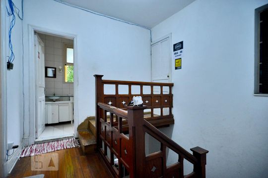 hall de casa à venda com 5 quartos, 300m² em Vila Romana, São Paulo