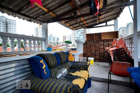 varanda de casa à venda com 5 quartos, 300m² em Vila Romana, São Paulo