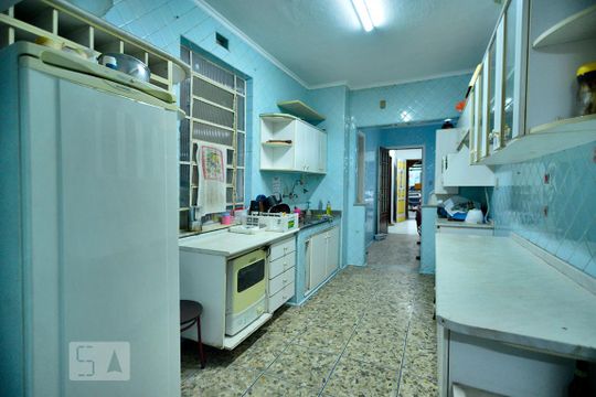 Cozinha de casa à venda com 5 quartos, 300m² em Vila Romana, São Paulo