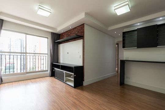 Apartamento para alugar com 2 quartos, 74m² em Vila Olímpia, São Paulo