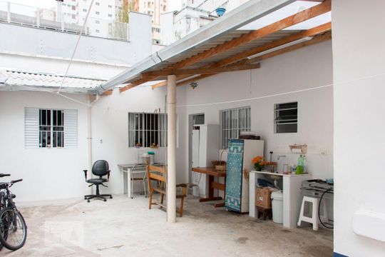 Área externa de casa à venda com 2 quartos, 242m² em Pompeia, São Paulo