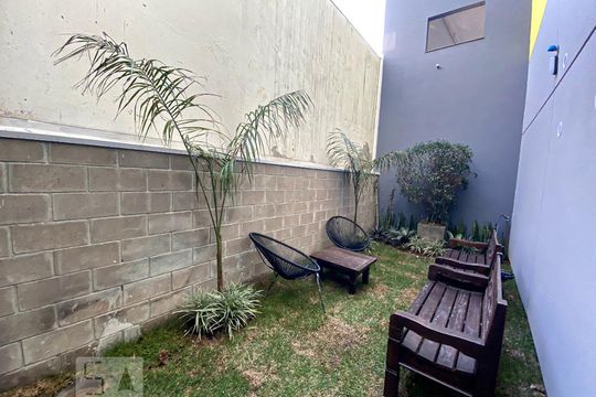Jardim de kitnet/studio para alugar com 1 quarto, 24m² em Rio Branco, Novo Hamburgo