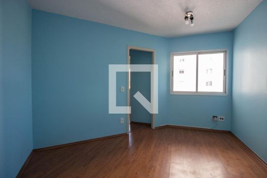 Apartamento para alugar com 1 quarto, 60m² em Vila Carmosina, São Paulo