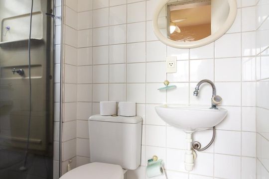 Banheiro Suíte 3 de apartamento para alugar com 3 quartos, 70m² em Piratininga, Osasco