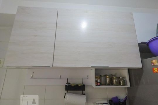 Cozinha de apartamento à venda com 2 quartos, 50m² em Jardim Maria Estela, São Paulo