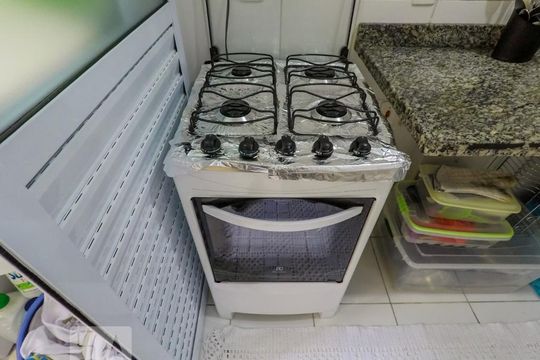 Cozinha de apartamento à venda com 2 quartos, 50m² em Jardim Maria Estela, São Paulo