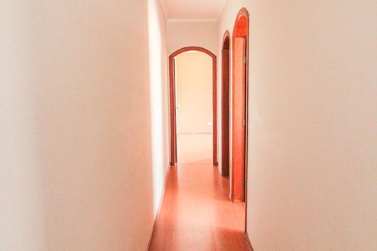 Corredor de casa para alugar com 4 quartos, 245m² em Jardim São Paulo(zona Norte), São Paulo