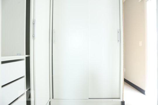 Closet da Suíte de apartamento para alugar com 1 quarto, 89m² em Consolação, São Paulo