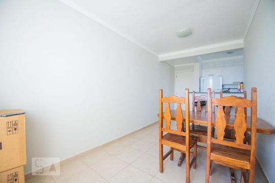 sala de apartamento à venda com 2 quartos, 50m² em Loteamento Parque São Martinho, Campinas