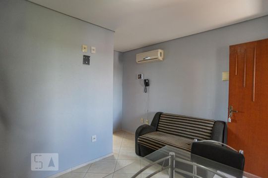 Sala de apartamento para alugar com 1 quarto, 35m² em São José, Canoas