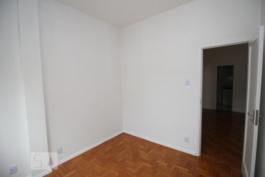 Quarto 1 de apartamento à venda com 2 quartos, 61m² em Centro, Rio de Janeiro