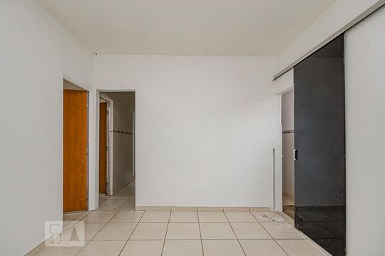 Sala de apartamento para alugar com 2 quartos, 50m² em Salgado Filho, Belo Horizonte