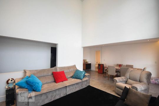 Sala de apartamento à venda com 4 quartos, 175m² em Vila Suzana, São Paulo
