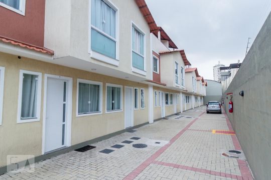 Fachada de casa de condomínio para alugar com 2 quartos, 80m² em Riachuelo, Rio de Janeiro