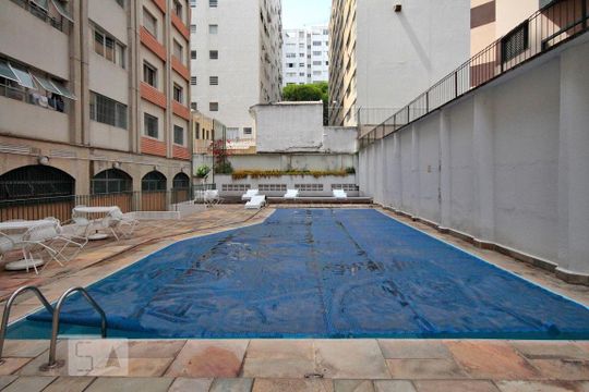 Piscina de apartamento para alugar com 1 quarto, 58m² em Vila Buarque, São Paulo