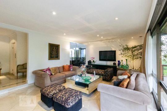Sala de apartamento à venda com 3 quartos, 223m² em Moema, São Paulo
