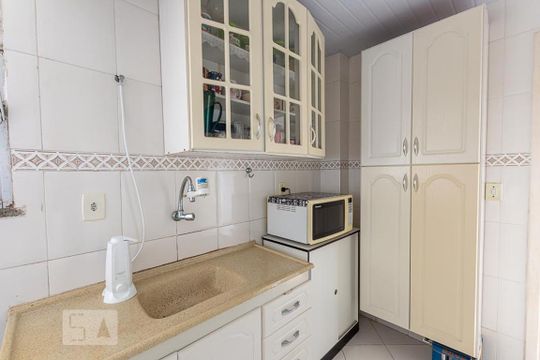 Cozinha  de apartamento à venda com 2 quartos, 55m² em Ingá, Niterói