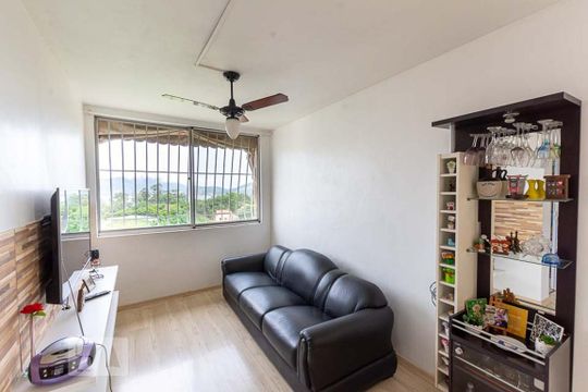 Apartamento à venda com 2 quartos, 55m² em Ingá, Niterói