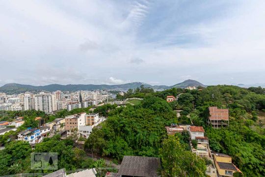 Vista do Quarto 1 de apartamento à venda com 2 quartos, 55m² em Ingá, Niterói